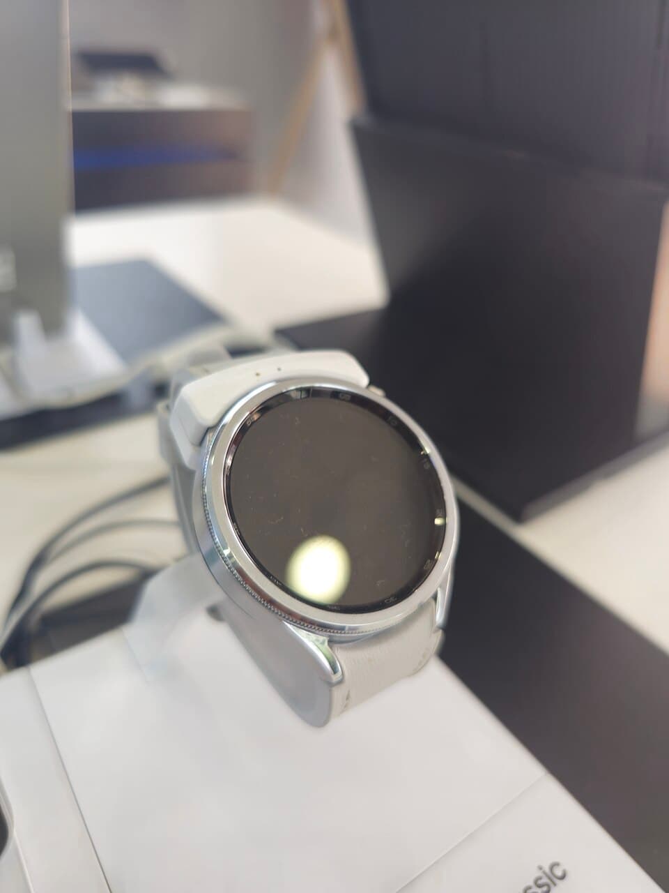 Galaxy Watch 6 Classic 43mm — certified refurbished